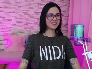 Harmonyevans's Live Sex Cam Show