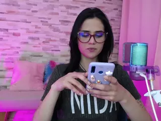 Harmonyevans's Live Sex Cam Show