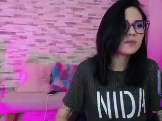 Harmonyevans's Live Sex Cam Show