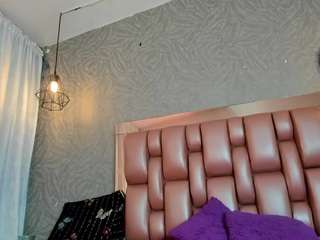 kourtney-fox Live Webcam on CamSoda