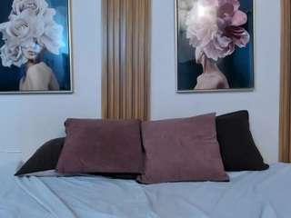lucycanels webcam