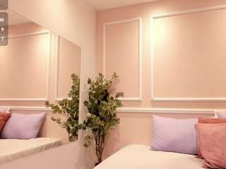 lucycanels Live Webcam on CamSoda