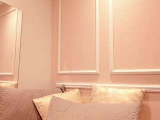 lucycanels Live Webcam on CamSoda