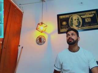 maxashleymds's CamSoda show and profile