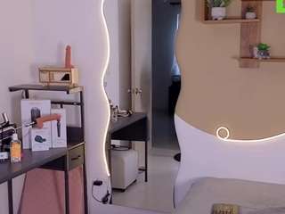 69hotemptation Live Webcam on CamSoda