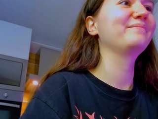 amelimeed Live Webcam on CamSoda