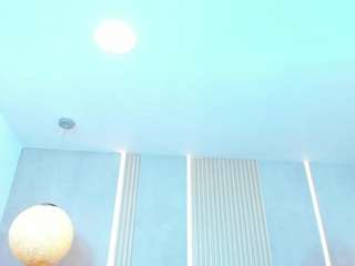 antonella-west webcam model