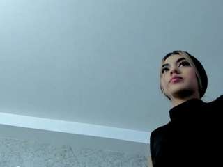 antonella-west's CamSoda show and profile