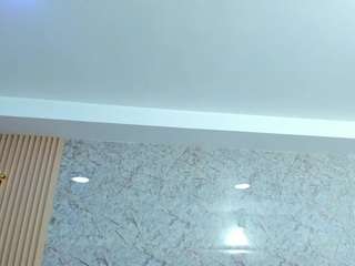 antonella-west live webcam show
