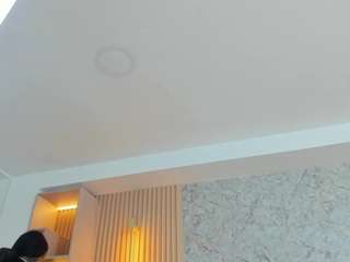 antonella-west live webcam show