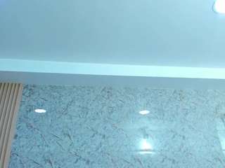 antonella-west's live room