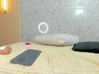 Antonella-West live cam preview