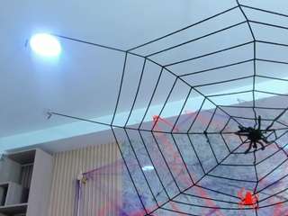 Antonella-West live cam preview