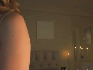 Live webcam model flowerslover on Soda Cams