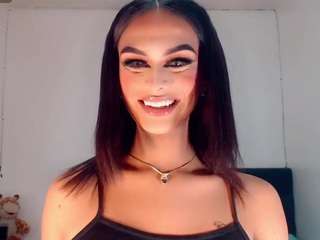 rianna-garcia1 Live Webcam on CamSoda