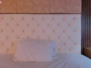 sophiiaa-jones Live Webcam on CamSoda