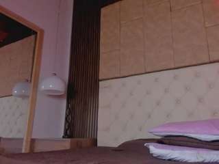 sophiiaa-jones Live Webcam on CamSoda