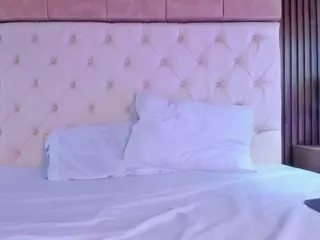 Sophia Jones's Live Sex Cam Show