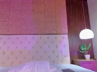 Sophia Jones's Live Sex Cam Show