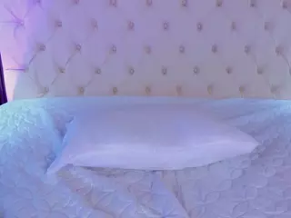 Sophia Jones's Live Sex Cam Show