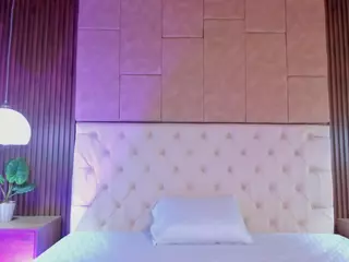 Sophia Jones's Live Sex Cam Show