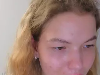 EmilyLuv's Live Sex Cam Show