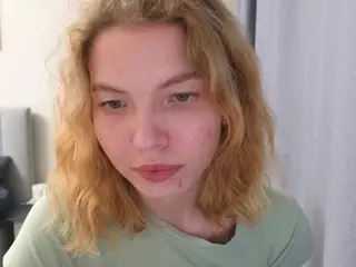 EmilyLuv's Live Sex Cam Show