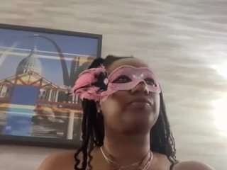 kharmen2's CamSoda show and profile