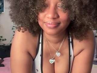 Live webcam model kharmen2 on Soda Cams