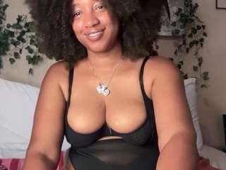 Live webcam model kharmen2 on Soda Cams