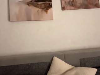 clovercrammer's CamSoda show and profile