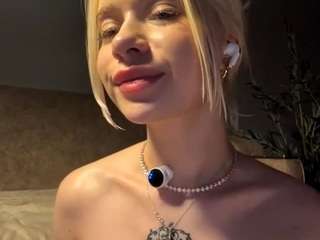 Maria live cam — anal, smoking, orgasm