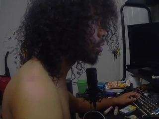 curlyhaired10 Live Webcam on CamSoda