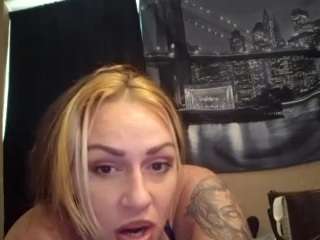 hiikitty424 webcam
