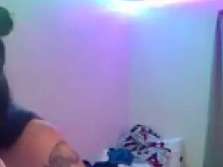 Hiikitty424's Live Sex Cam Show