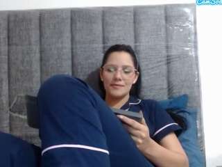 realholly26's CamSoda show and profile