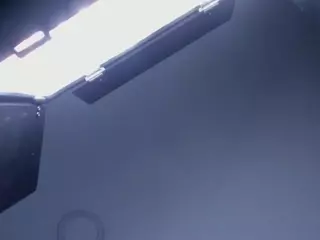 Bonniie-22's Live Sex Cam Show
