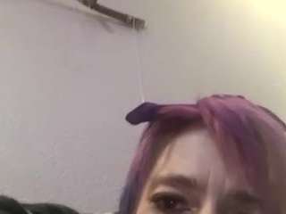 indyreign Live Webcam on CamSoda