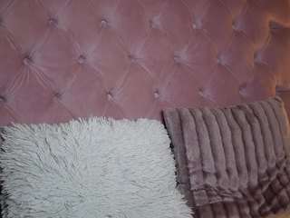 maiamini Live Webcam on CamSoda