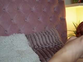 maiamini's CamSoda show and profile