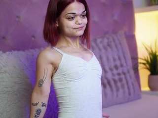 le modèle maiamini est en webcam porno dans un show sur le site camsoda, il possède les tags suivants: black hair,blowjob,dildo or vibrator,full nudity,orgasm,smoking,spanking,tittyfuck,hd,petite,small tits