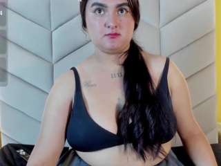 Mia live cam preview