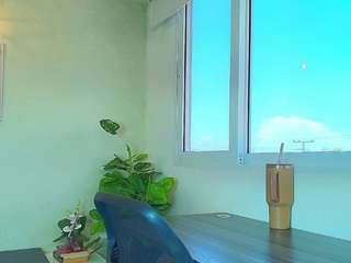 victoriia-collins webcam