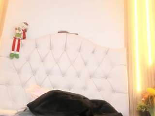 alexabravva Live Webcam on CamSoda