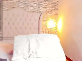 AlexaBravva's Live Sex Cam Show