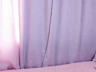 Angel09-A live cam preview