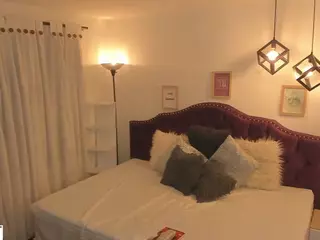 destinyhall1's Live Sex Cam Show