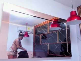 hannythompson Live Webcam on CamSoda