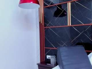 hannythompson Live Webcam on CamSoda
