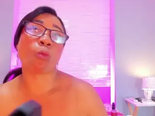 luzdarysanchez's Live Sex Cam Show